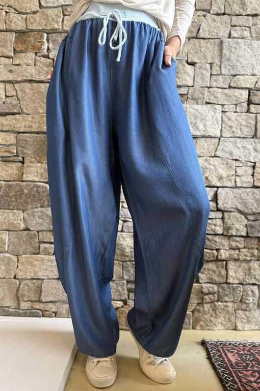 Washed Chambray Balloon Barrel Jean Dark